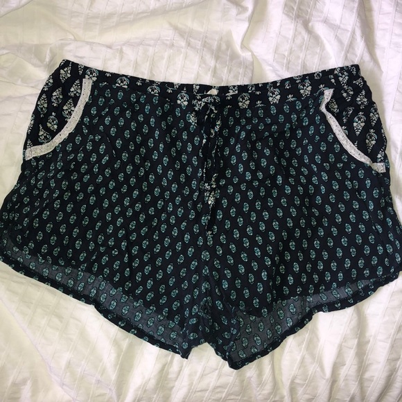 Artisan Ny Pants - flowy shorts